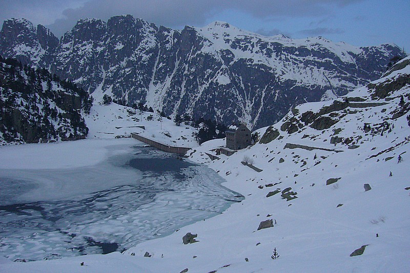 Besiberri del Mig : Retour sur le refuge de Restanca