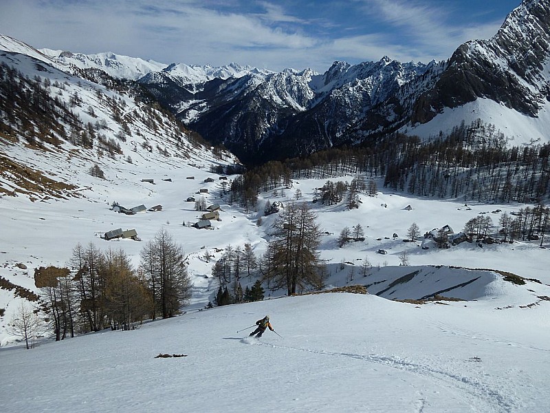 #5 Les chalets de Furfande : 300m en dessous des granges Les chalets de Furfande : 300m en dessous des granges