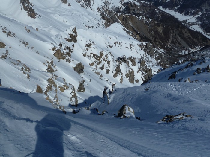 #7 Béal Traversier : L Béal Traversier : L'entrée du couloir N du Pic du Gazon après un petit repérage à pied.