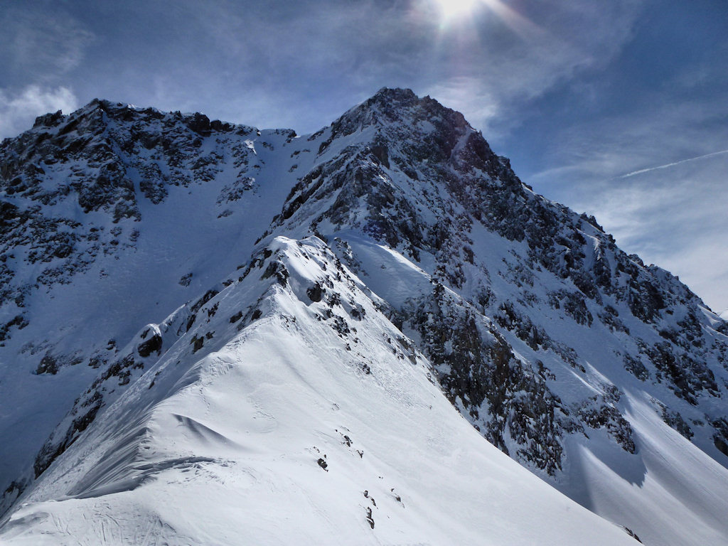 #14 Passage de Clarant : Avec vue de premier ordre sur la face Nord du Charmet de l Passage de Clarant : Avec vue de premier ordre sur la face Nord du Charmet de l'Aiguille.