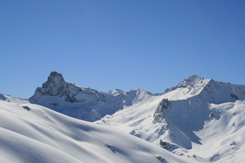 Tête de Toillies : et Pic de La Farneiréta.