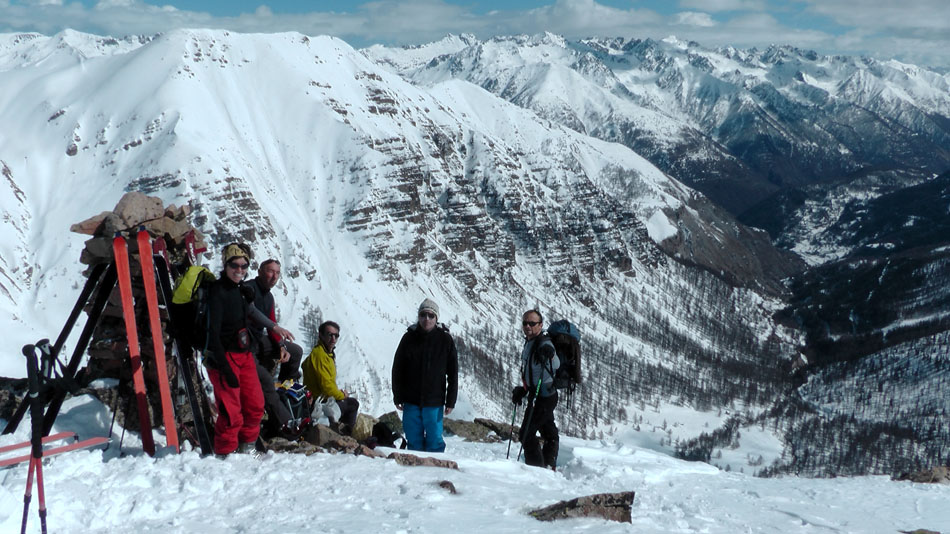 La fine équipe du jour au sommet de l'Airon 2633m