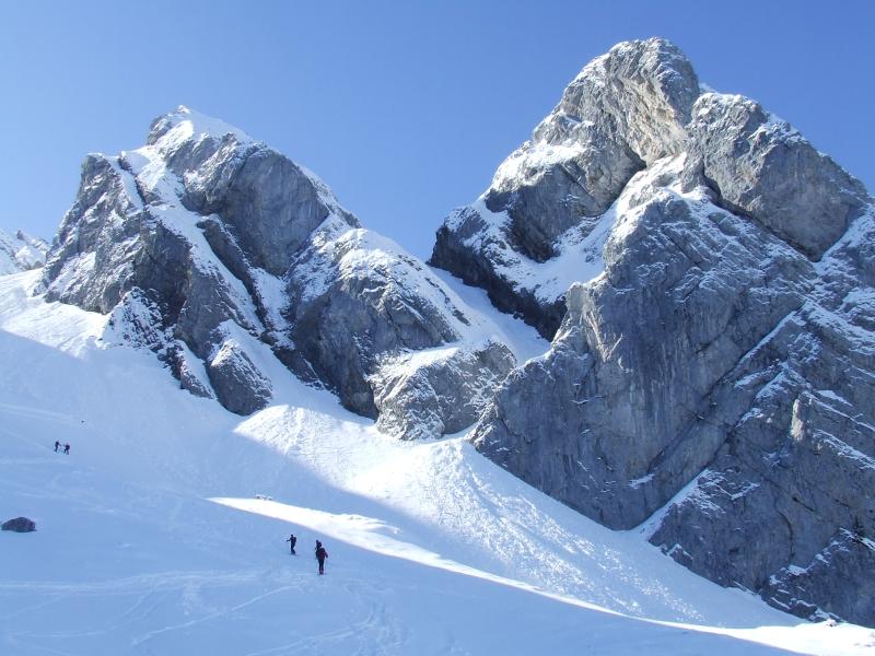 #4 Tardevant : a partir de là, au pied du Tchadar, la neige commence à etre bonne, 10 à 20 cms sur fond dur Tardevant : a partir de là, au pied du Tchadar, la neige commence à etre bonne, 10 à 20 cms sur fond dur