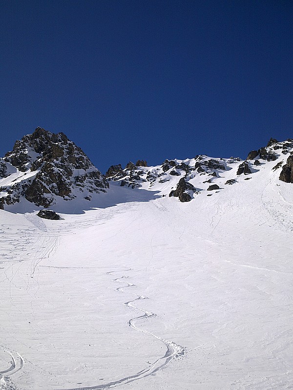 #3 Beau couloir pour du 2.3 : Le couloir n Beau couloir pour du 2.3 : Le couloir n'est plus vierge, on a été les premiers a passer