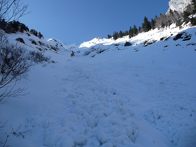 #2 mont d mont d'armenaz : le bas de la face vers 1450-1500m