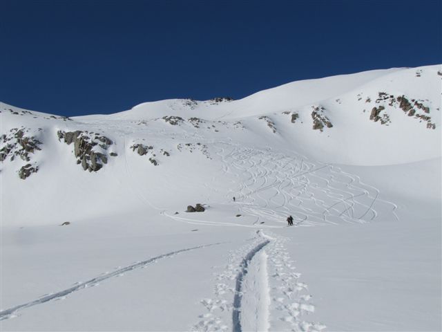 #5 col des Autannes : bientot en haut, où nous serons entourés d col des Autannes : bientot en haut, où nous serons entourés d'une foule innombrable venant du col de la Balme!!