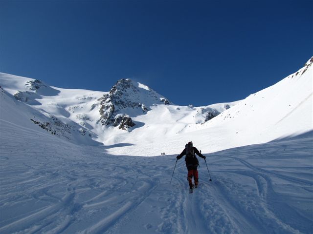 point 2055 : "petit" passage plat avant de rejoindre le glacier de Bron