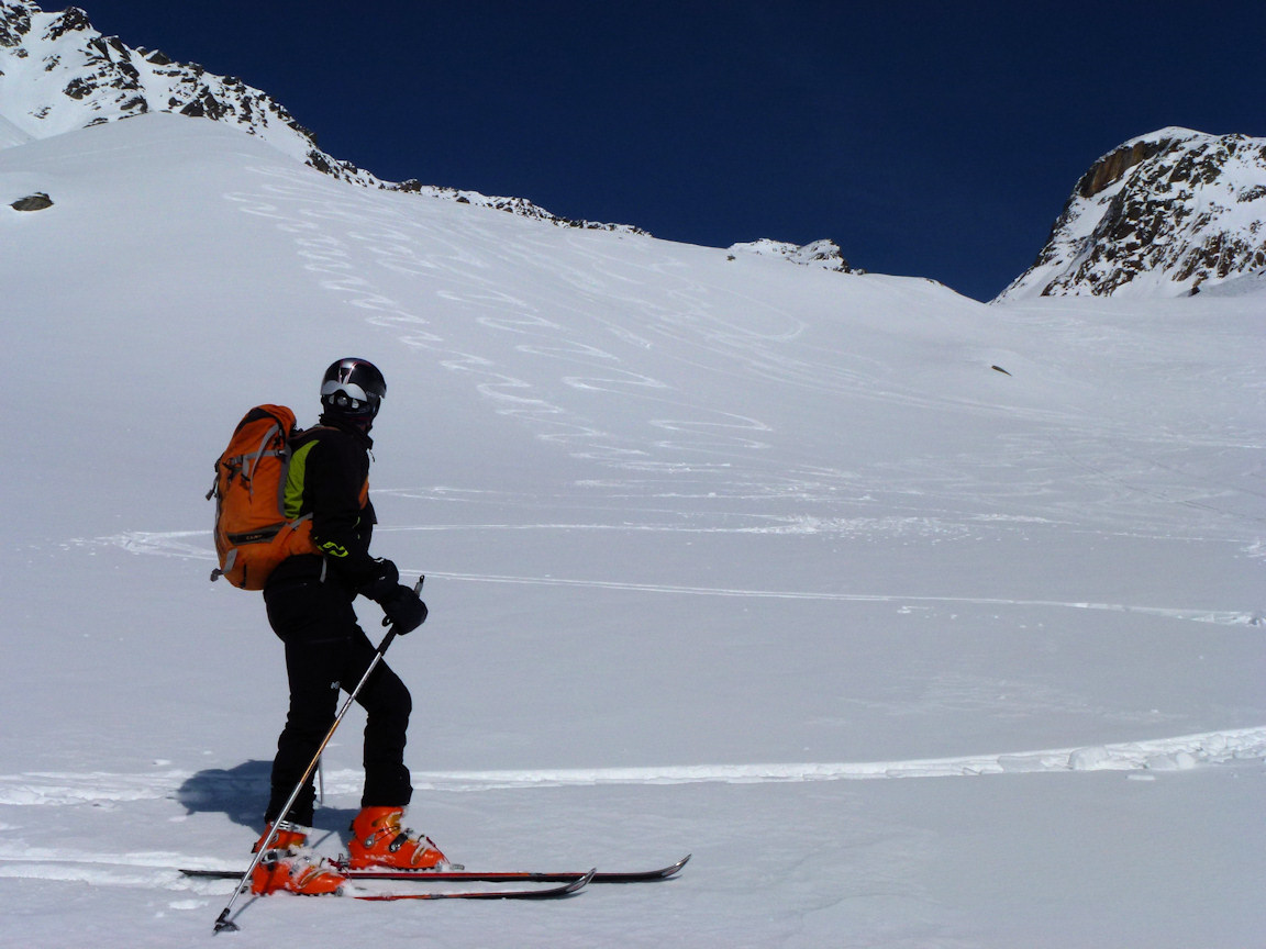 Quelques bons passages ... : Essentiellement vers le bas du vallon ou le soleil arrive un peu à réchauffer l'atmosphère.