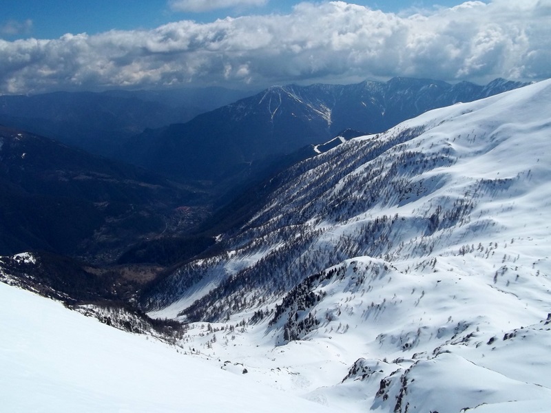 #4 la descente : vue sur la vésubie et la colmiane la descente : vue sur la vésubie et la colmiane