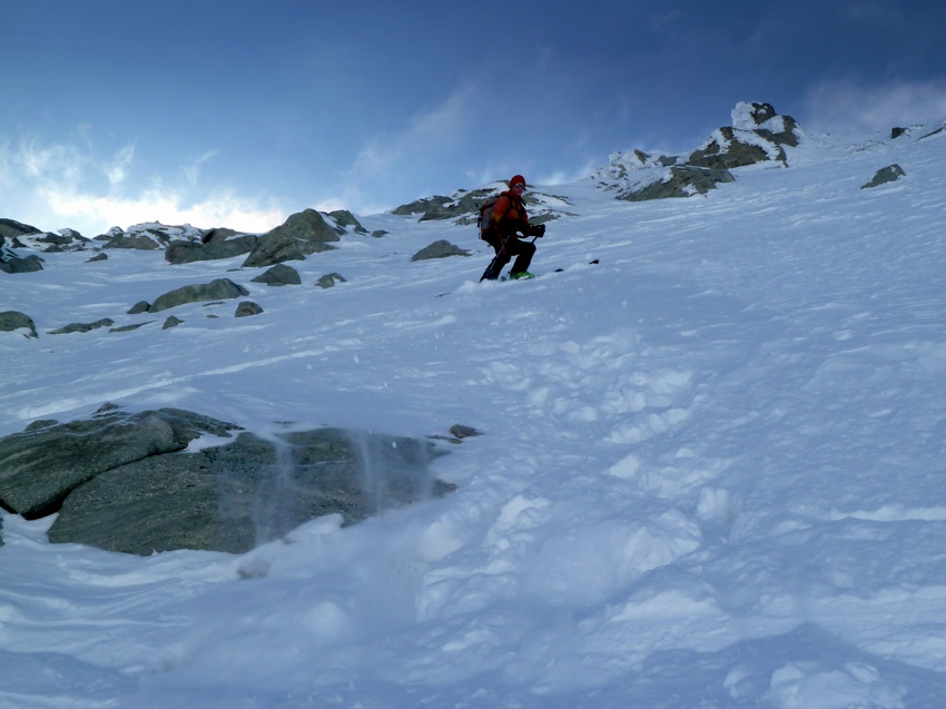 #5 Premiers Virages : Températures hivernales au sommet avec fort vent d Premiers Virages : Températures hivernales au sommet avec fort vent d'Est
