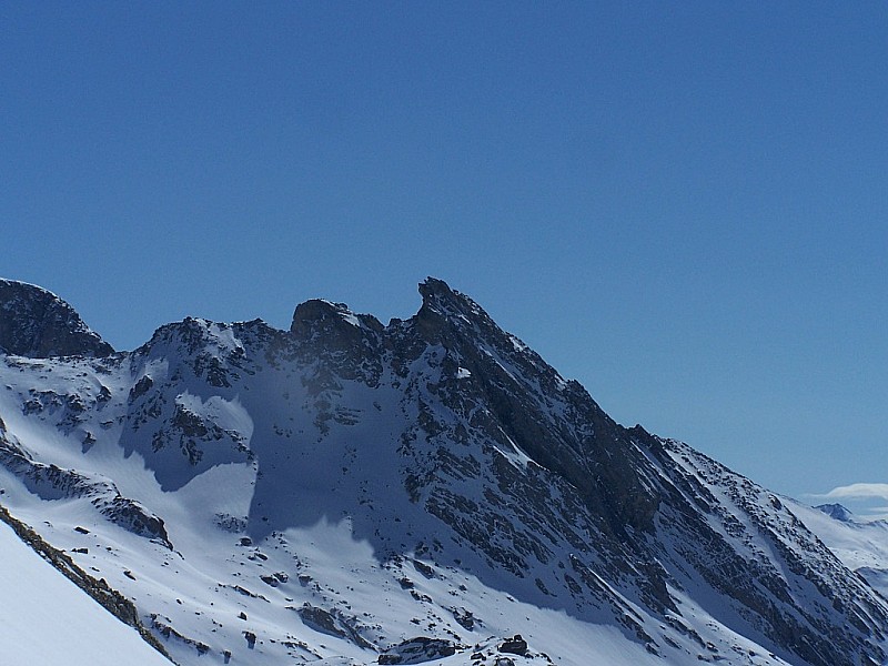 #7 Col de Chavière : Joli profile de l Col de Chavière : Joli profile de l'aiguille Doran vu du col de Chavière.