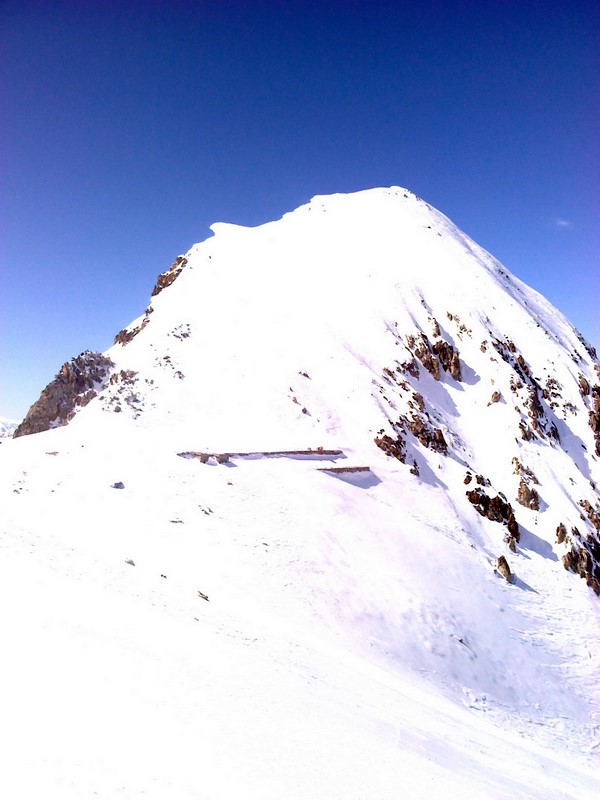 #4 cime de fremamorte : on ne distingue presque plus les casmates cime de fremamorte : on ne distingue presque plus les casmates