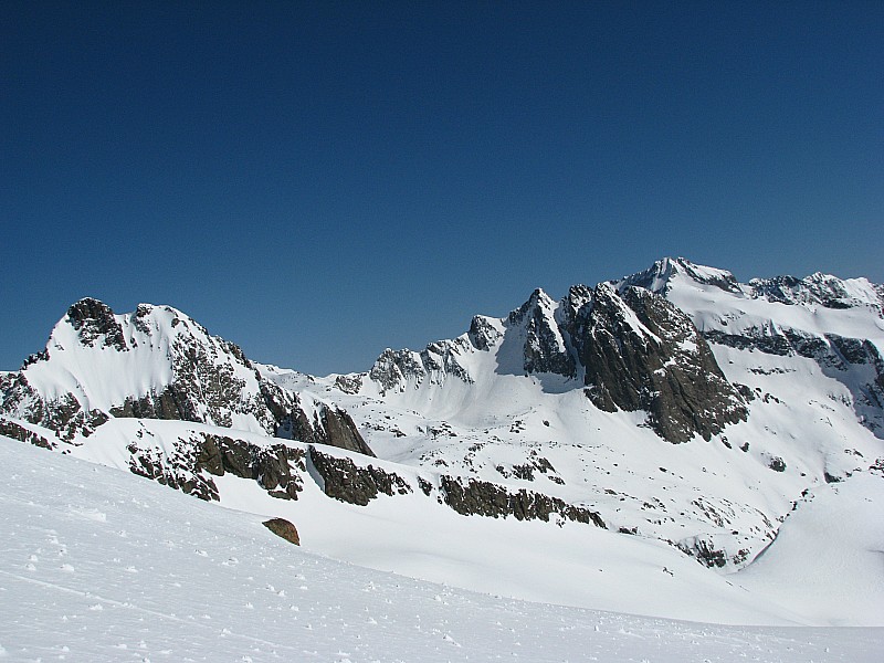 #11 Collet lac Besson : donnant sur la valette Escure Collet lac Besson : donnant sur la valette Escure