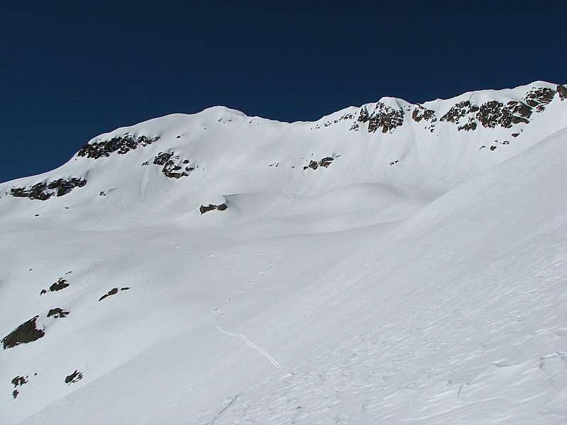 #13 Poudre lourde : sous le sommet de la Ruine. Poudre lourde : sous le sommet de la Ruine.
