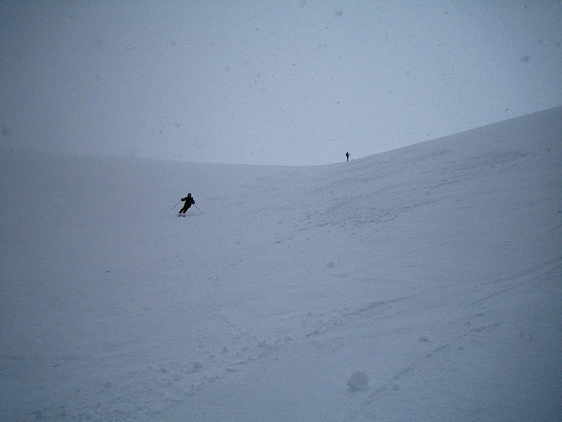#4 Combe Salière : Bonne neige dans cette combe malgré tout qui nous a permis de faire de bon virage. Combe Salière : Bonne neige dans cette combe malgré tout qui nous a permis de faire de bon virage.