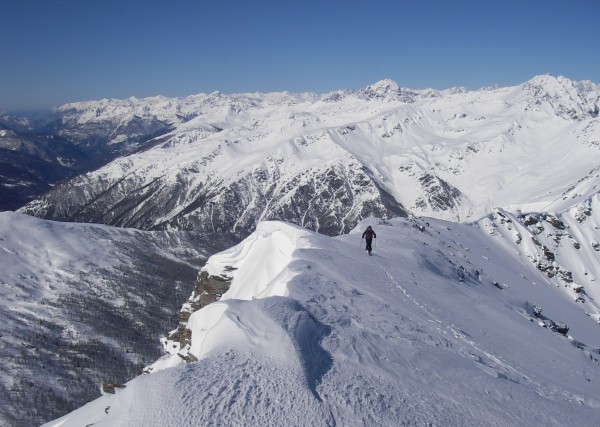#3 Arête sommitale : Arrivée au sommet pour Laurent Arête sommitale : Arrivée au sommet pour Laurent