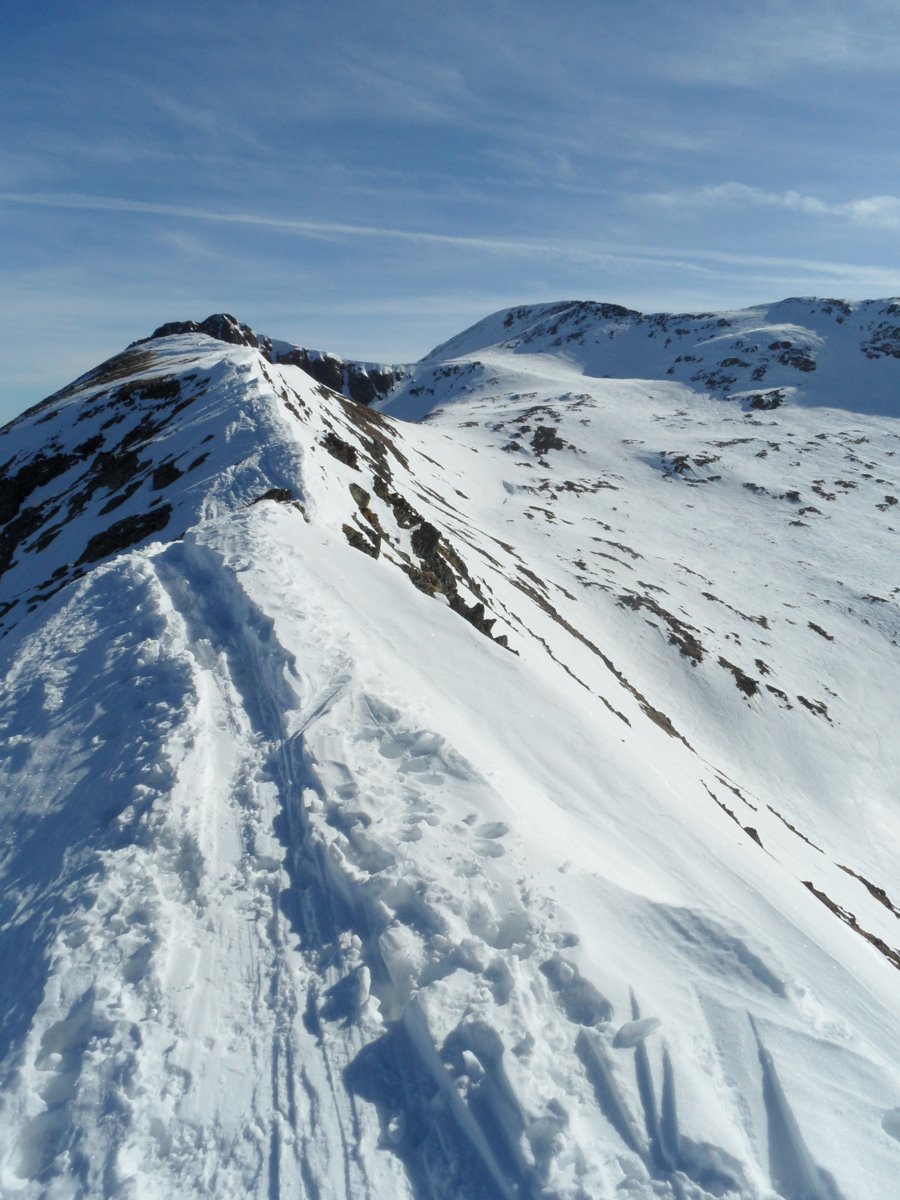 #4 Arête de Brouffier : pas trop enneigée, mais ça passe Arête de Brouffier : pas trop enneigée, mais ça passe