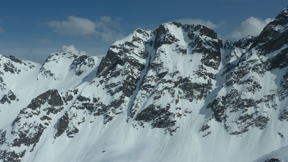 #21 Couloir NW de la Marmottane : le couloir du jour vu d Couloir NW de la Marmottane : le couloir du jour vu d'en face