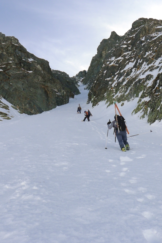 #4 C C'est parti pour les : 3 courageux.
Moi je me tire ailleur
