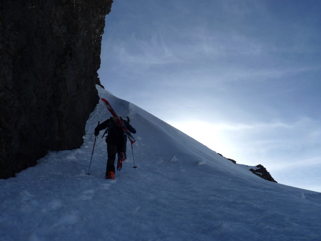 #3 crampons pour la sortie : Partie final de la tête crampons pour la sortie : Partie final de la tête
