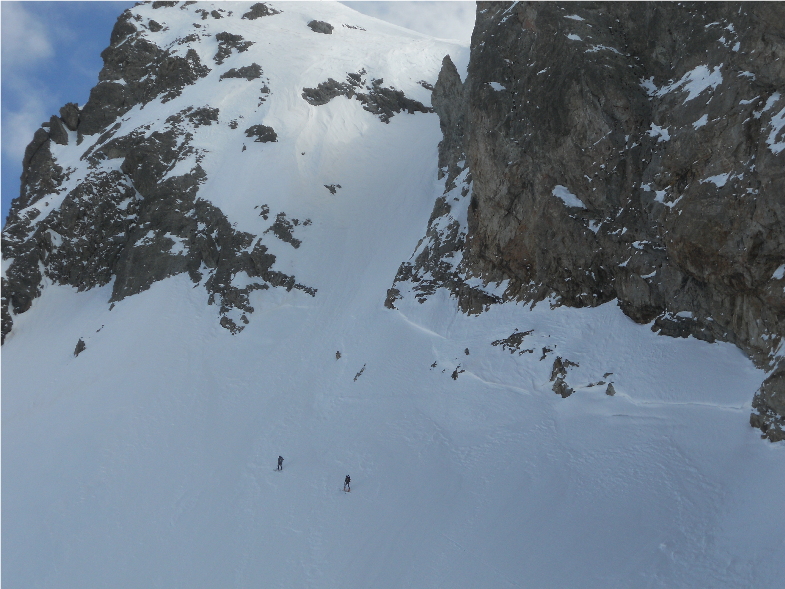 #4 Couloir NO du Clapier : Pascal et Patrice attaquent le couloir Couloir NO du Clapier : Pascal et Patrice attaquent le couloir