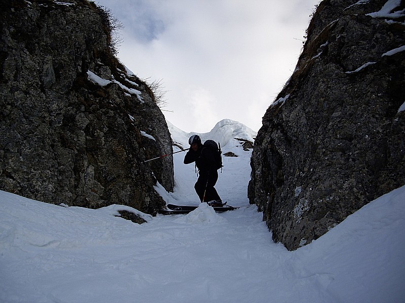 #5 Ca passe les ski en diagonale. Ca passe les ski en diagonale.