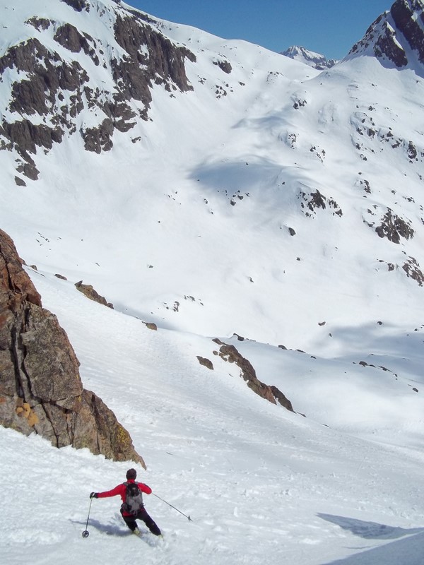 #2 vallon des erps : Jack dans le couloir permettant de rejoindre le vallon des erps. vallon des erps : Jack dans le couloir permettant de rejoindre le vallon des erps.