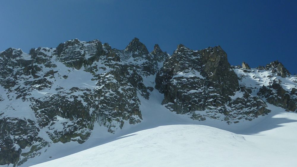 #3 Rognolet Couloir Nord : vierge certes... mais le remplissage n Rognolet Couloir Nord : vierge certes... mais le remplissage n'a rien à voir avec les photos qu'on peut trouver sur le net !!