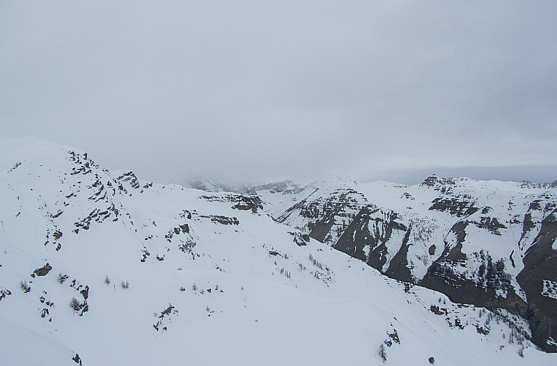 #4 L L'Alpet : Il Neige dans le trou de l'âne