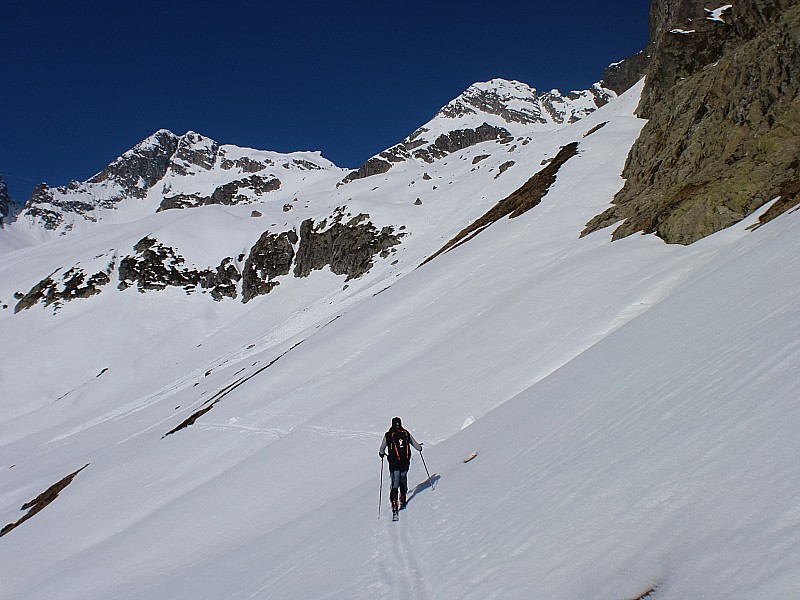 #2 PAs du Frêne : Remontée vers la Pas du Frêne dans un vallon toujours aussi beau. PAs du Frêne : Remontée vers la Pas du Frêne dans un vallon toujours aussi beau.
