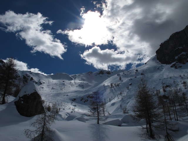 #4 Le Chapeau de Gendarme Le Chapeau de Gendarme