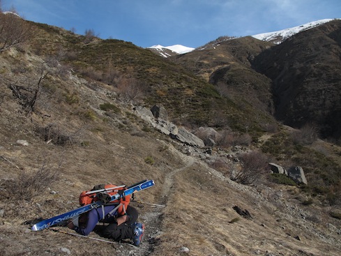 #21 St Dalmas - Bousieyas -
Pas mal de portage. St Dalmas - Bousieyas -
Pas mal de portage.