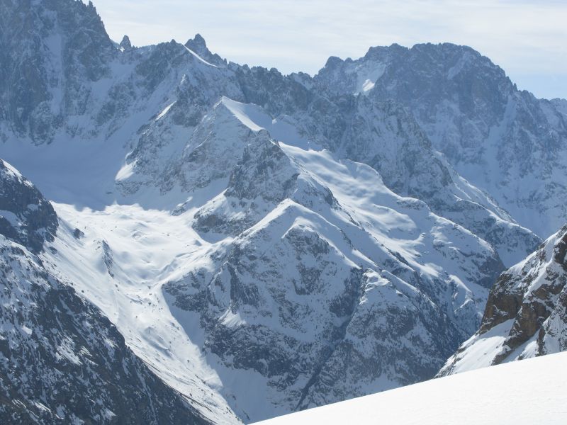 #6 Pointe de Pie Bérarde : Et Bonnepierre qui en nord semble blanc Pointe de Pie Bérarde : Et Bonnepierre qui en nord semble blanc