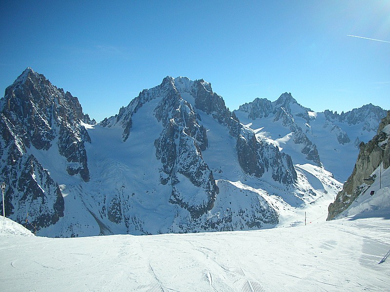 #1 Col du Tour Noir : Spot vu des Grands Montets: Aiguilles du Chardonnet et d Col du Tour Noir : Spot vu des Grands Montets: Aiguilles du Chardonnet et d' Argentière
