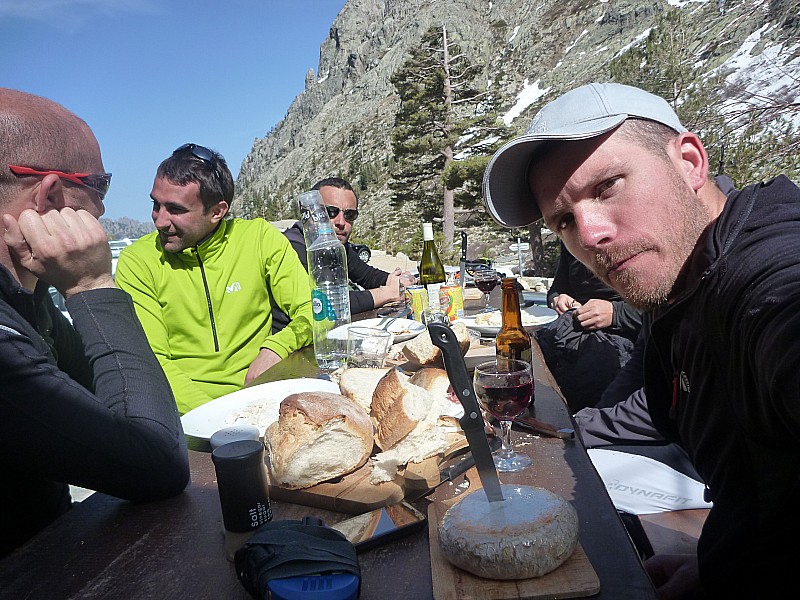 #12 u spuntinu : certainement le meilleur moment de la journée après la descente! u spuntinu : certainement le meilleur moment de la journée après la descente!