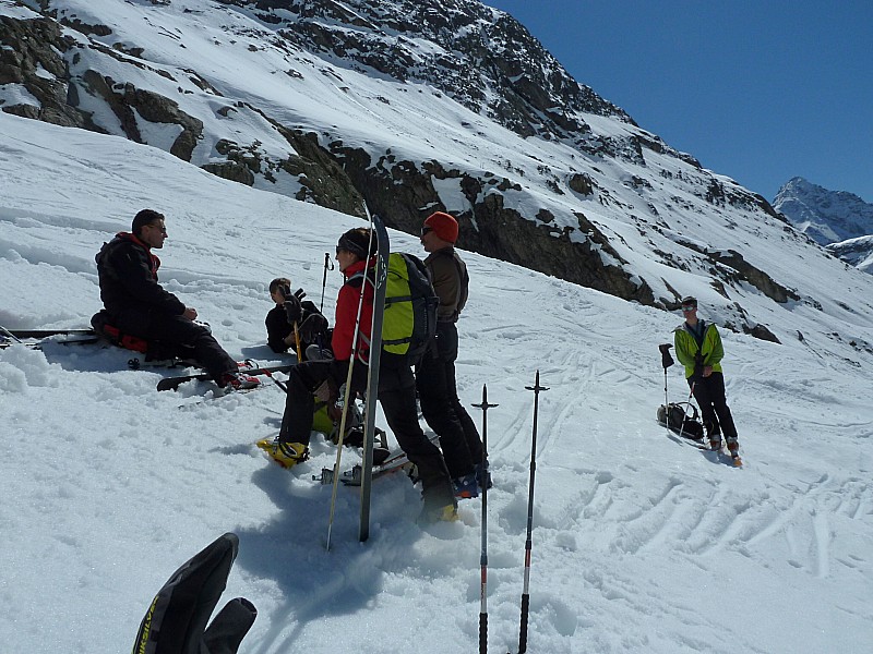 #7 Regroupement : Chacun aura suivi son itinéraire de descente Regroupement : Chacun aura suivi son itinéraire de descente