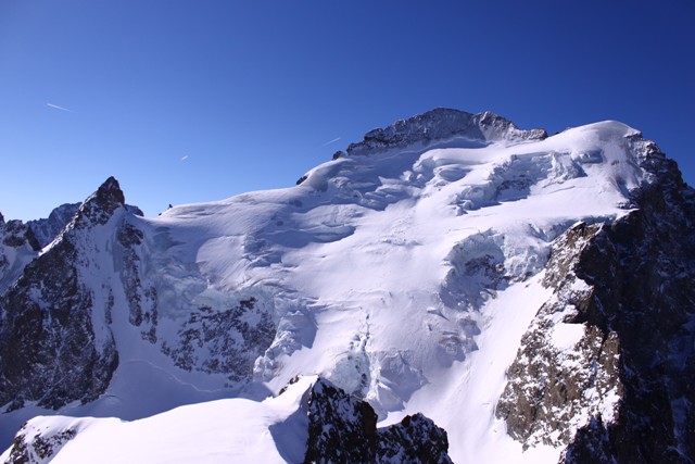 #4 Les Ecrins : Seul le Dôme est en condition pour l Les Ecrins : Seul le Dôme est en condition pour l'instant