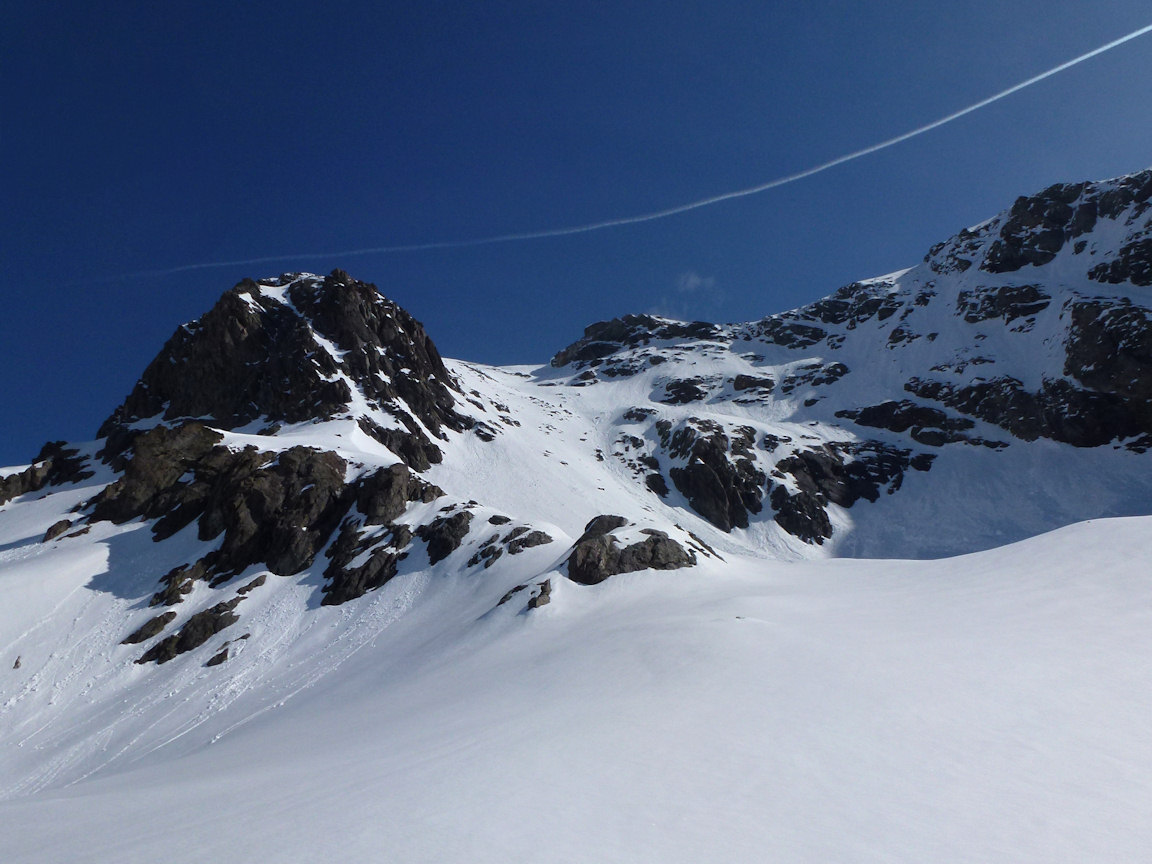 #4 La face Sud/Sud-Ouest : 400 m à remonter en crampons. La face Sud/Sud-Ouest : 400 m à remonter en crampons.