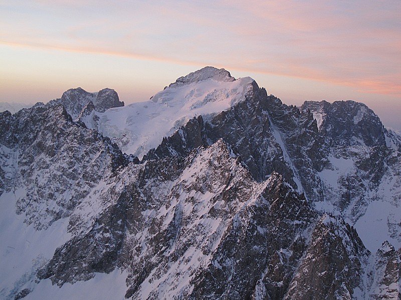 #22 Et... la barre au matin : Lever de soleil depuis la Grande Ruine Et... la barre au matin : Lever de soleil depuis la Grande Ruine
