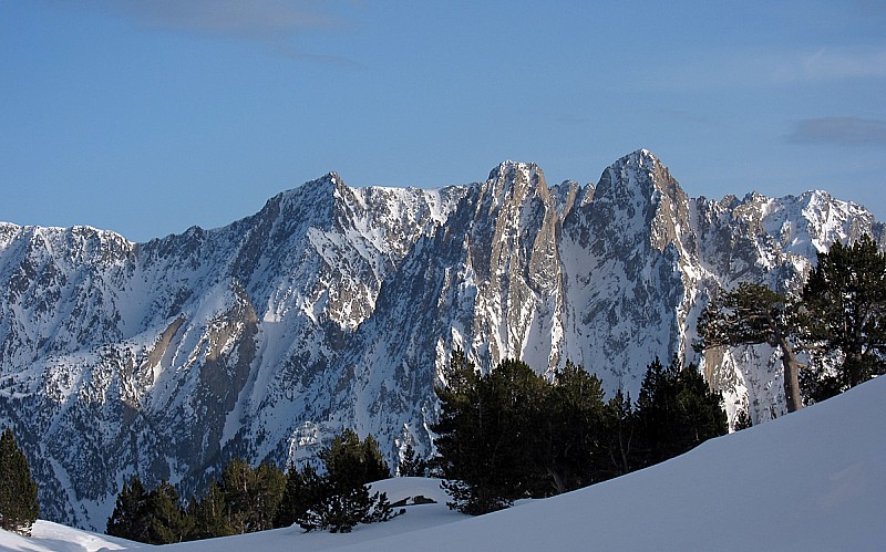 Les Encantats : face nord