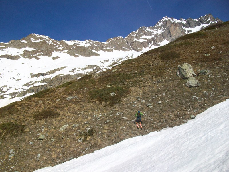 #14 Pic central du Vaccivier : Enfin presque... on a qd même fait un peu de la merde, la sortie se passait trop bien jusque là ! Pic central du Vaccivier : Enfin presque... on a qd même fait un peu de la merde, la sortie se passait trop bien jusque là !