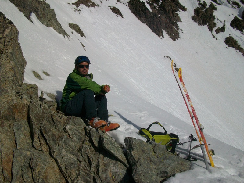 #10 Pic central du Vaccivier : - Et vous, vous faites quoi ?
- Ben on attend le dégel ! Pic central du Vaccivier : - Et vous, vous faites quoi ?
- Ben on attend le dégel !