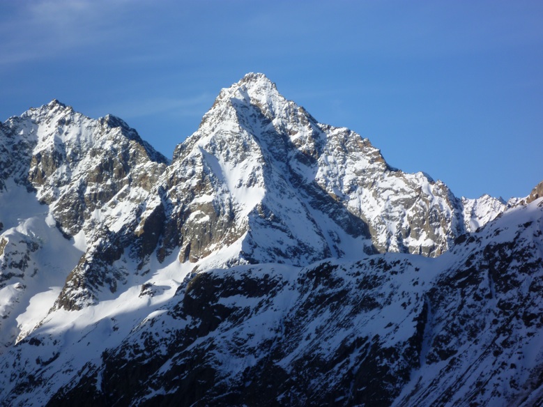 #2 Derrière nous : Grande Aiguille de la Bérarde Derrière nous : Grande Aiguille de la Bérarde