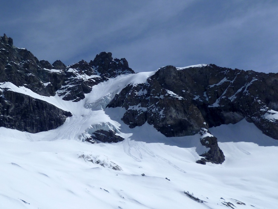 #12 A droite : Le Col du Pavé A droite : Le Col du Pavé