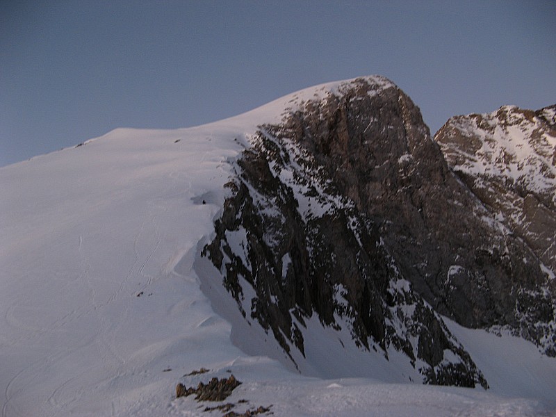 #11 Le Petit Vignemale : Le Petit Vignemale 3035m à coté du col que je ferais au retour Le Petit Vignemale : Le Petit Vignemale 3035m à coté du col que je ferais au retour