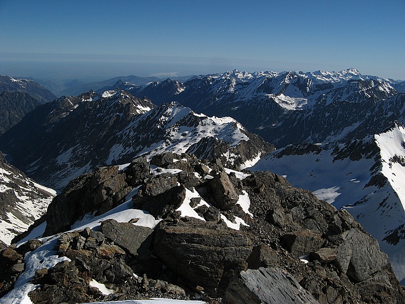 #23 Vue vers l Vue vers l'est : Vue vers l'est, sur le vallon d'Ossoue