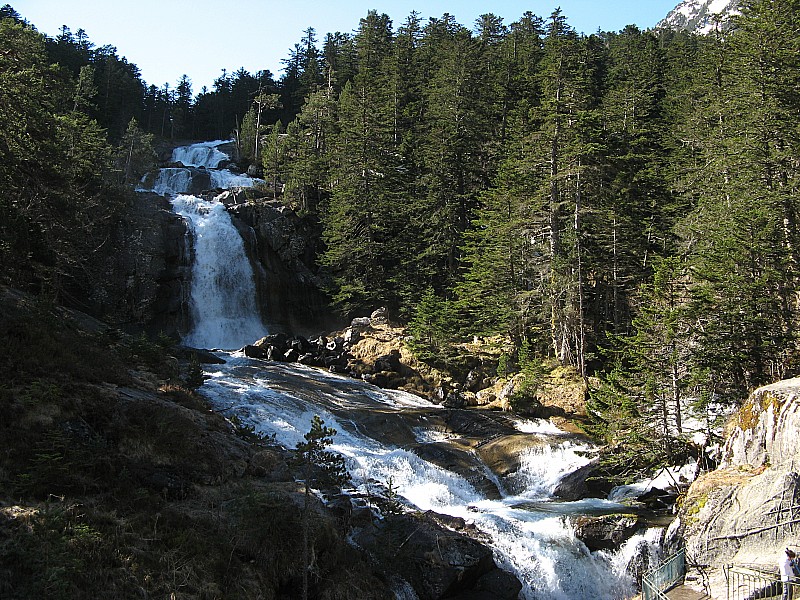 #2 Cascade au Pont d Cascade au Pont d'Espagne : Jolis cascade au Pont d'Espagne qui dévale le vallon de Gaube