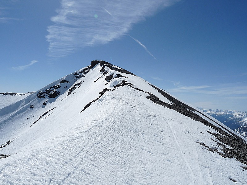 #9 L L'arête avant le sommet : 25 m à pieds pour le sommet