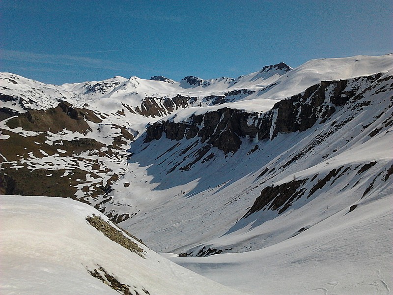 #2 mourre froid : 11h15 descente, à l mourre froid : 11h15 descente, à l'entrée du vallon , neige molle en profondeur mais ça passera bien.