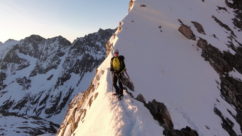 tour de la meije : col des neige, petite arête éfilée